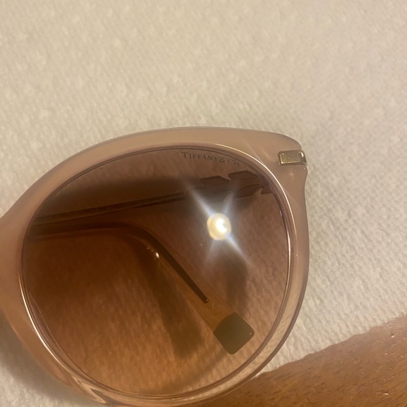 Tiffany&co sun glasses,  Color gradient pink and brown lenses - Picture 11 of 11